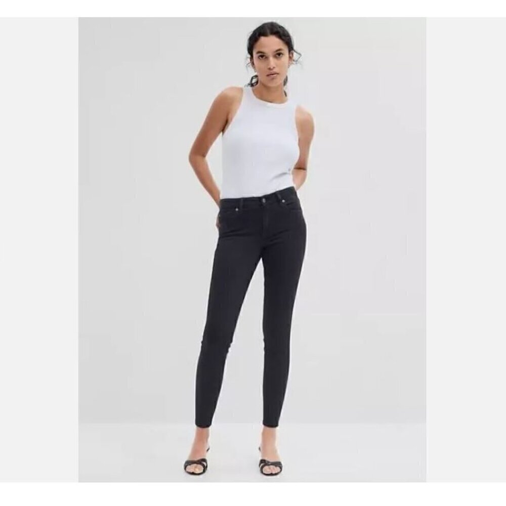GAP Mid-Rise Universal Legging Size 0/25 Black Y2k Bikercore Jeans RETAIL $60
